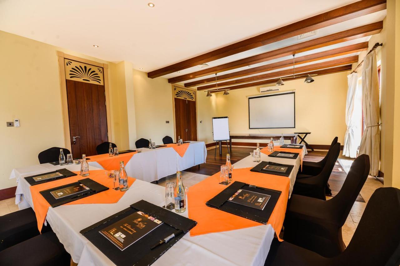 Cocoa Boutique Hotel - Your Kenyan Beachfront Bliss Mombasa Exterior foto