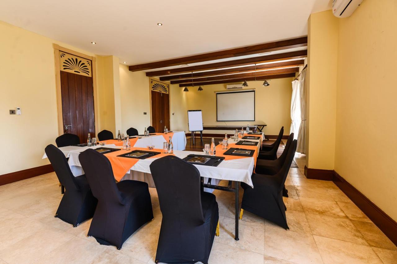 Cocoa Boutique Hotel - Your Kenyan Beachfront Bliss Mombasa Exterior foto